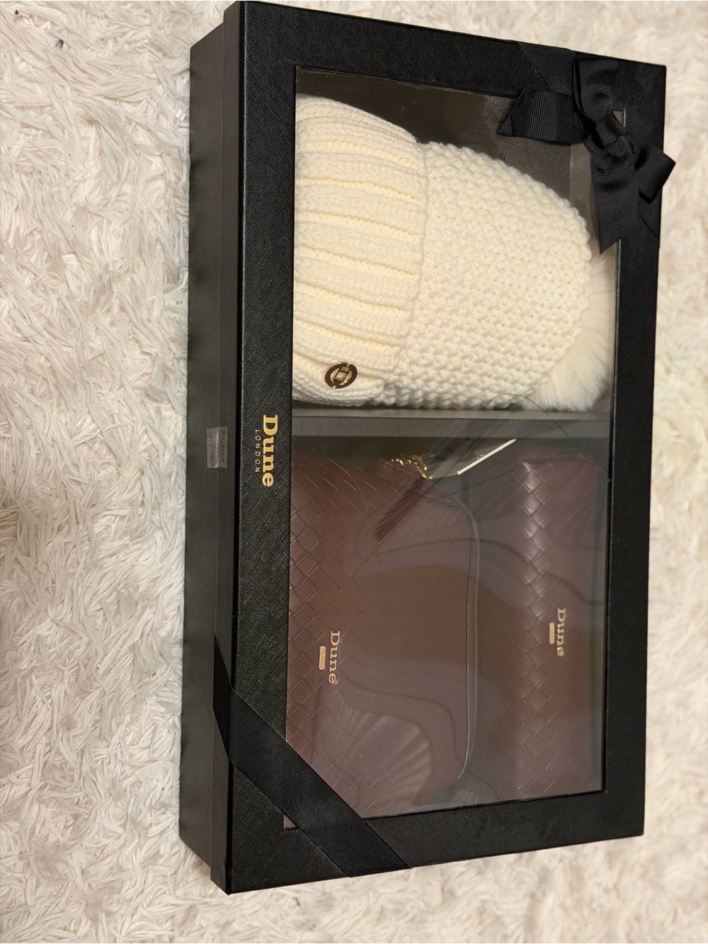 Dune London Gift Set Cream Knit Beanie & Maroon Purse and Cosmetic Bag NWT